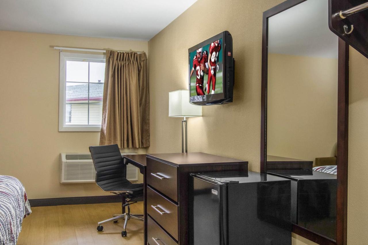 Red Roof Inn Perrysburg Εξωτερικό φωτογραφία