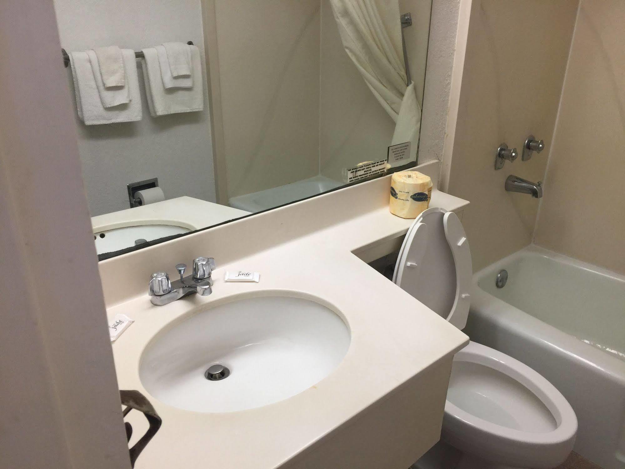 Red Roof Inn Perrysburg Εξωτερικό φωτογραφία